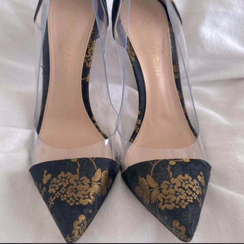 Gianvito Rossi Pumps Size 38